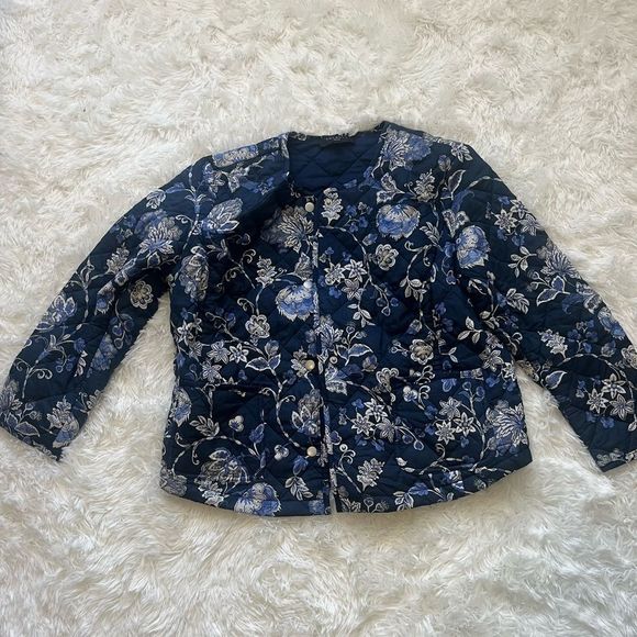Talbots Blue Navy and Cream Quilted Button up Cardigan / Jacket Size L‎ Petite - Picture 1 of 3